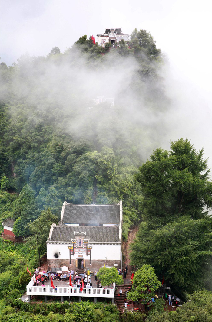 登高揽胜-天桥山景区-泸溪旅游网